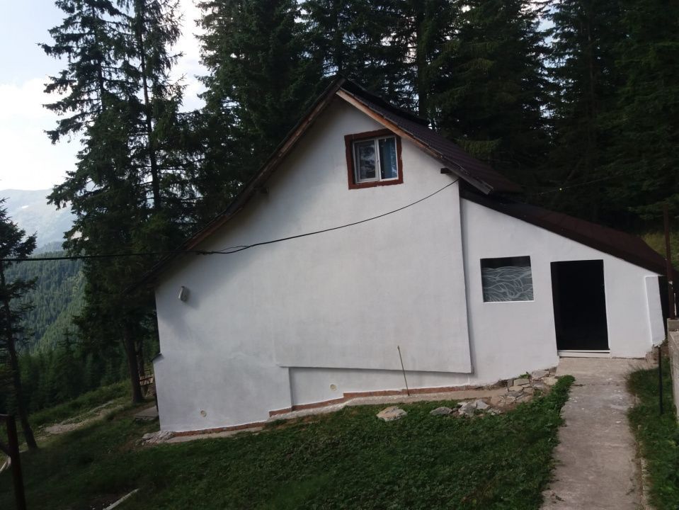 Cabană în Rânca cu 500 mp teren și panoramă impresionantă - Poză 2