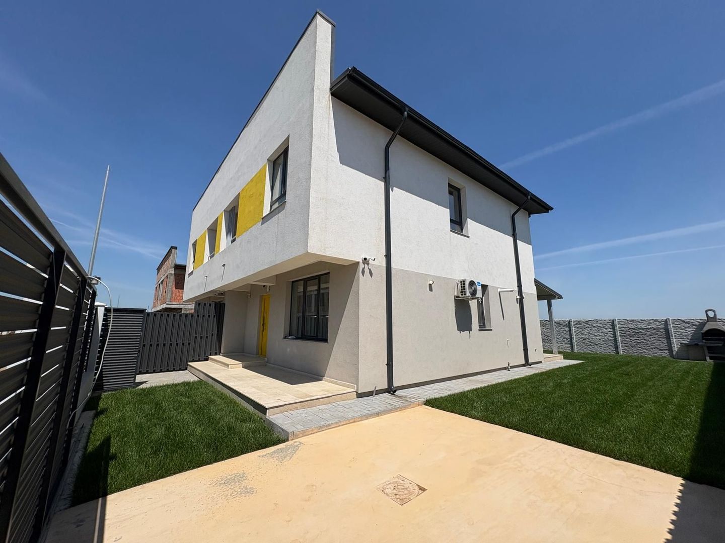 CASA DUPLEX, CURTE 200 MP, RATE DEZVOLTATOR, COMISION 0% - Poză 1