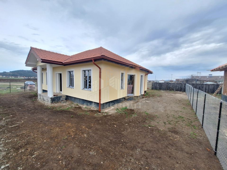 Ocazie! Casa individuala 4 camere Sanpetru Brasov - Poză 3