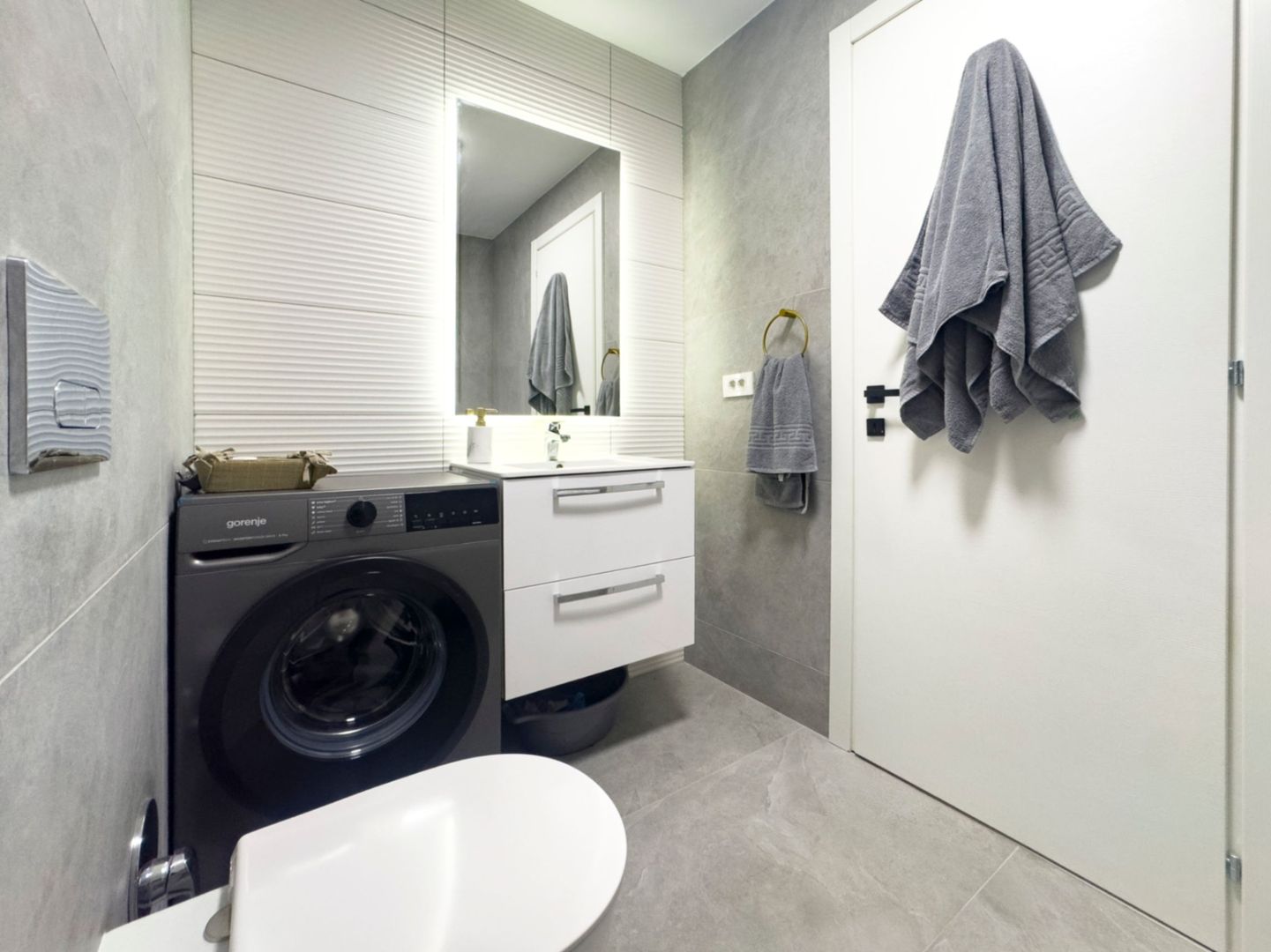 Apartament 2 camere Prima Urbană Oradea- Prima închiriere- Parcare - Poză 4