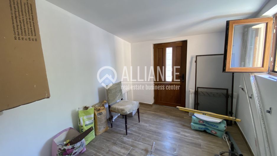VALU LUI TRAIAN(COD 07) -Casa P+M 5 camere cu teren de 300 mp - Poză 20