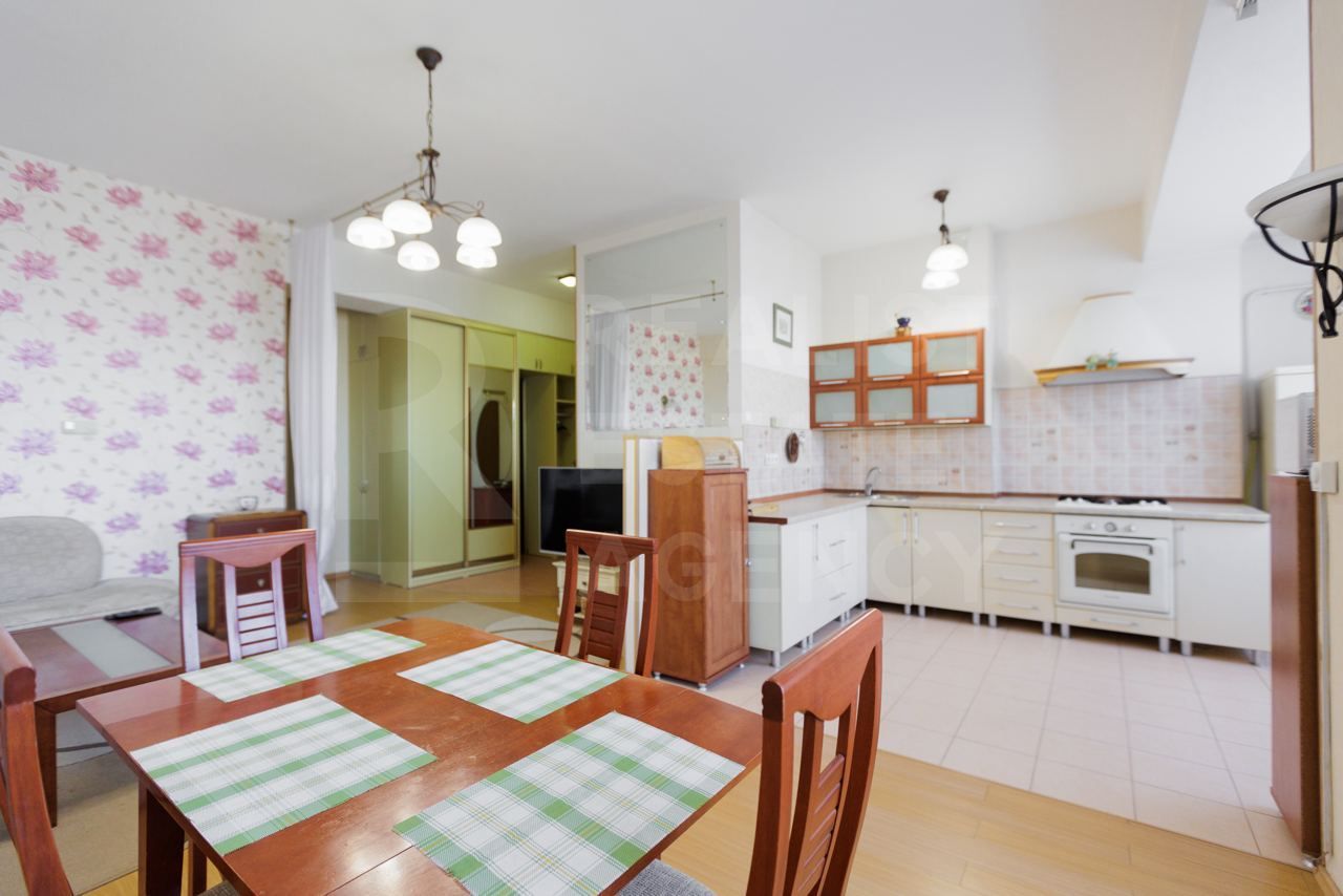 Chirie, apartament, 2 camere str. 31 August 1989, Centru - Poză 5