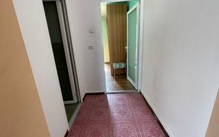 Apartament spațios cu două camere, etajul 4 cu acoperiș. - Poză 15