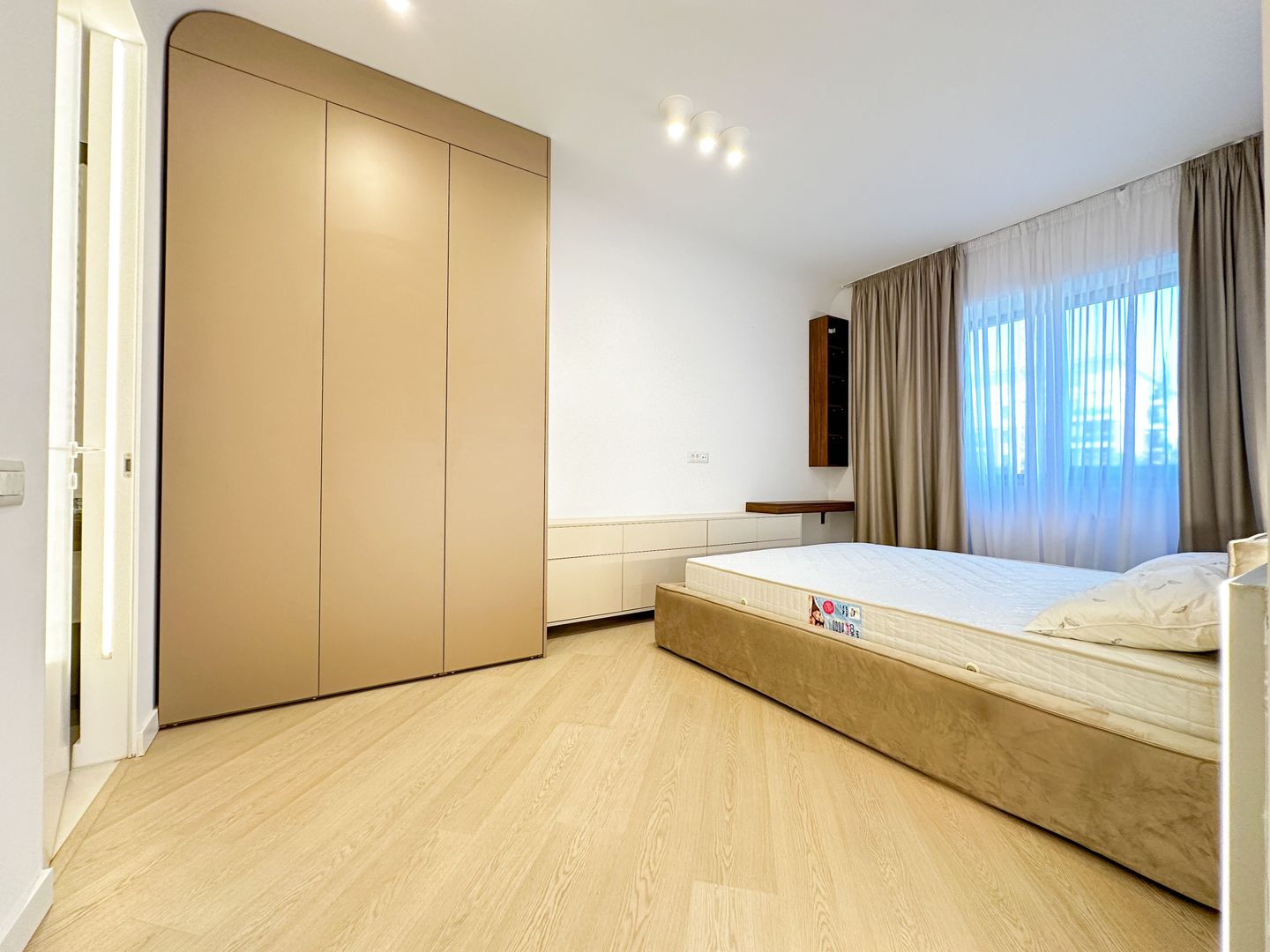 Apartament 3 camere I Cortina North I Prima Închiriere - Poză 7