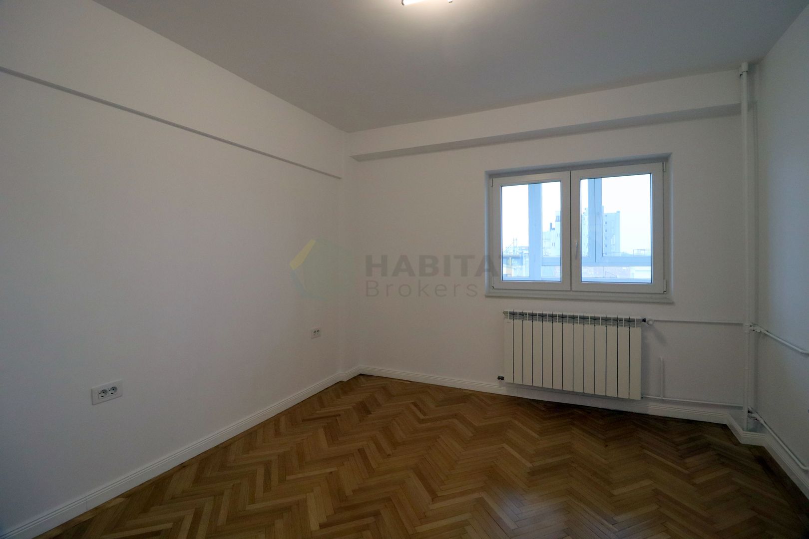 4 Camere (153 mp utili) în Blocul Scala - Poză 20