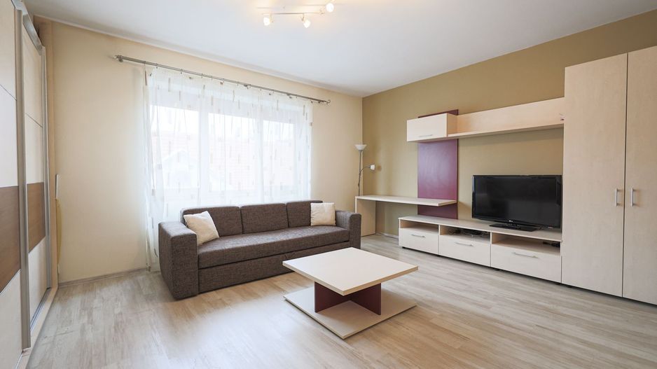 Apartament spațios cu 2 camere - terasă - str. Desseanu - COMISION 0% - Poză 1