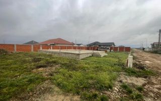 Teren intravilan, fundatie proiect casa, gard si utilitati-Zona Cheriu - Poză 2