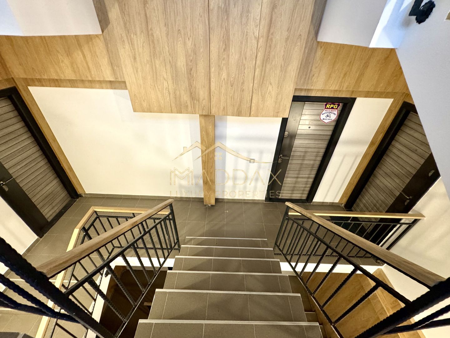 Duplex cu 4 Camere *211mp* / 2 parking / Erou Iancu Nicolae - Poză 49