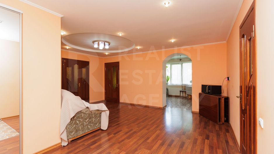 Vânzare, apartament, 5 camere, str.  Independentei, Botanica - Poză 4