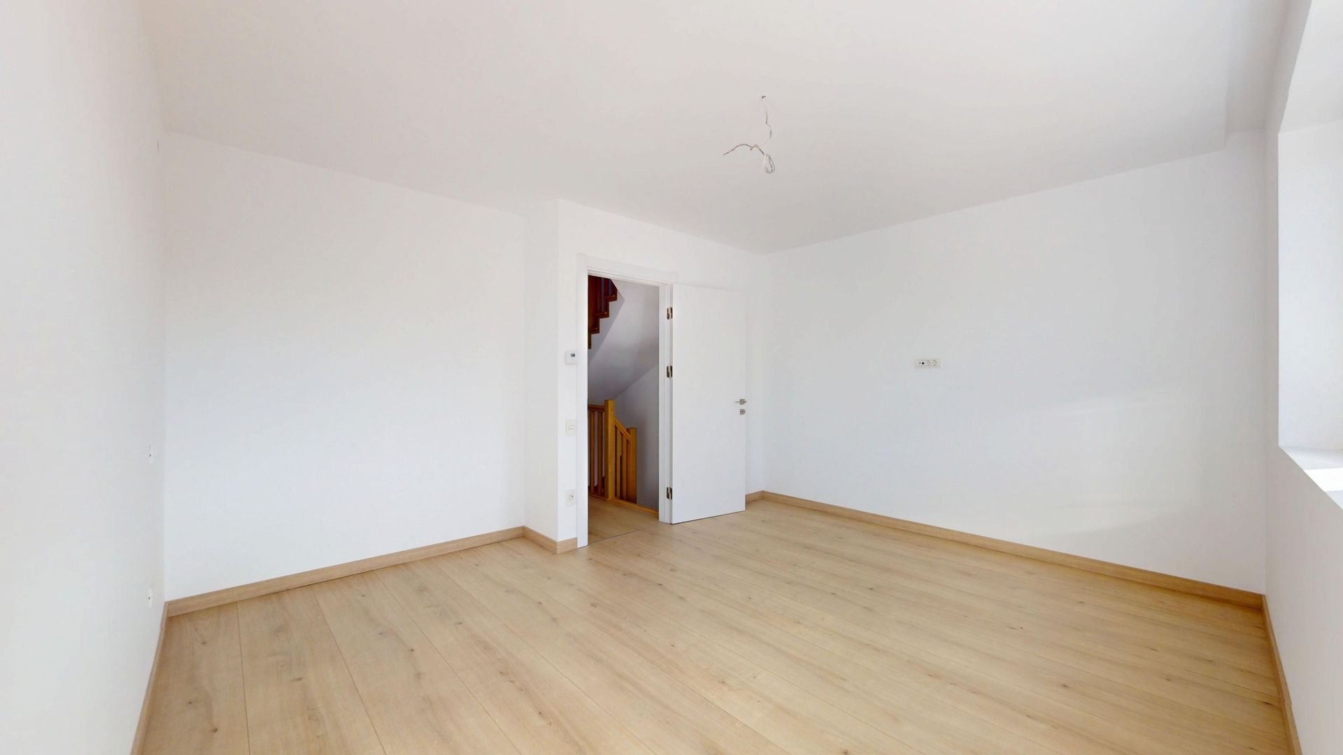 Casa Finalizata Voluntari Finisaje Complete Pompa Caldura Pret Promo - Poză 11