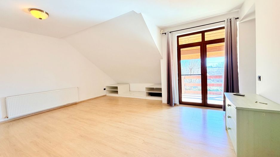 Duplex luminos si spațios, cu garaj, in zona Mehala - Ronat - Poză 10