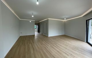 De închiriat: 2 spații comerciale moderne, 80 mp fiecare. - Poză 6