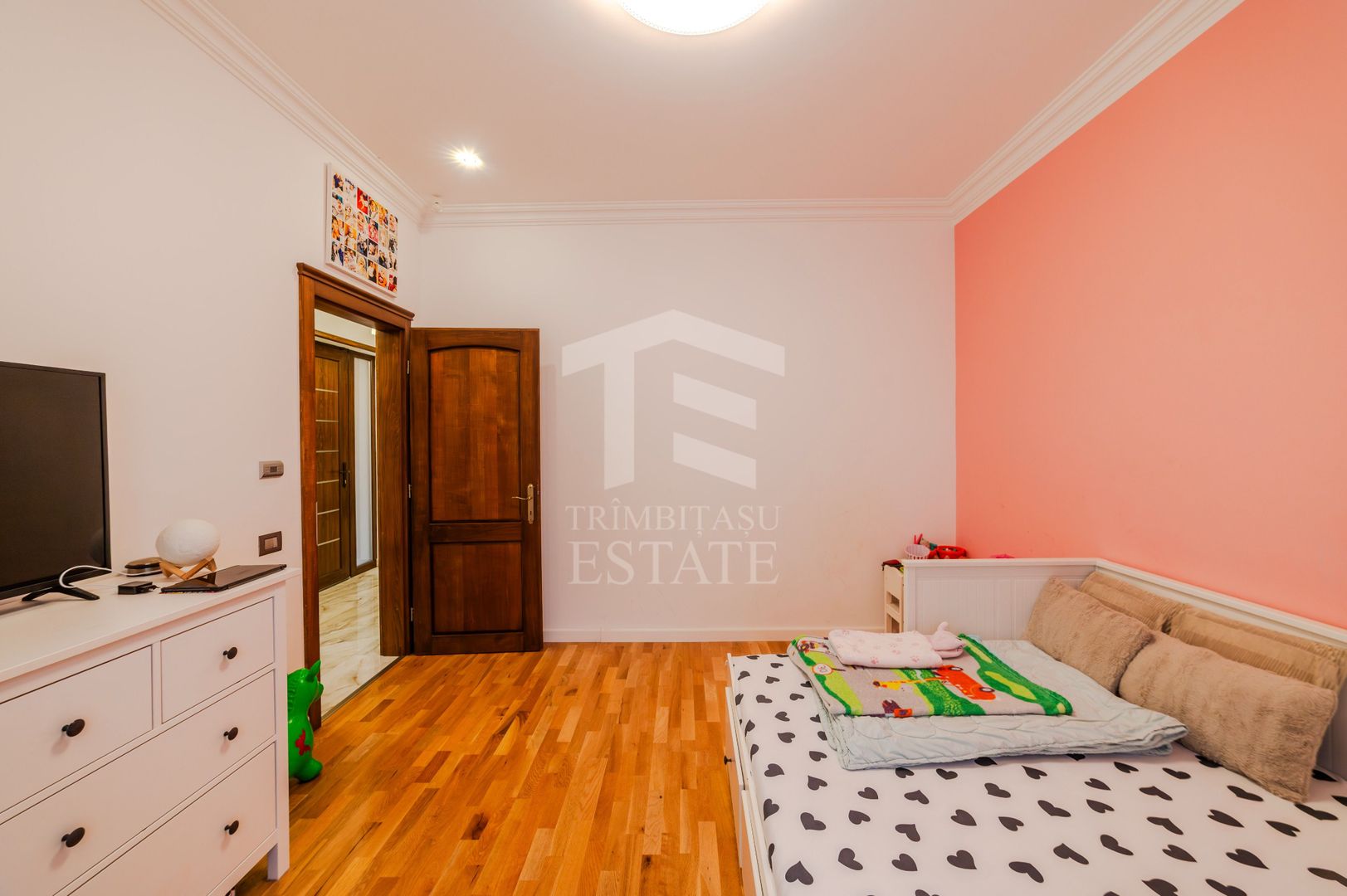 Casa pe parter premium cu piscina in Chisoda independenta energetic - Poză 12
