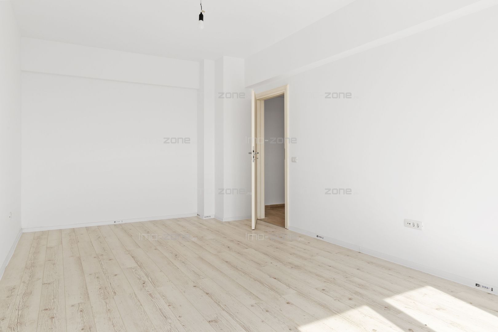 The Building 54 - Uverturii 155 - Poză 41