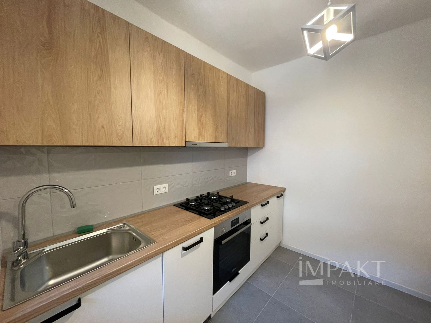 De Vanzare: Apartament cu 2 camere, Semicentral! - Poză 7