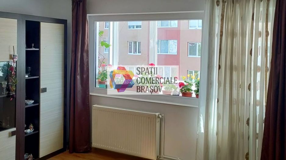 Apartament cu doua camere, zona Scriitorilor 67MP - Poză 3