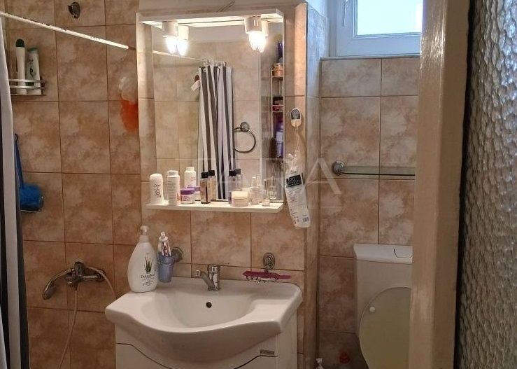 Vând Apartament 3 Camere în Cartierul Gruia, Zonă Liniștită - Poză 6