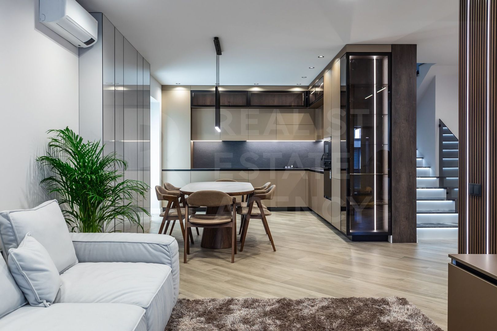 Vânzare, high-tech de lux, 6 camere, Rîșcani - Poză 60