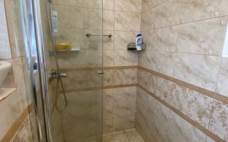 Vila  Frumoasa , Sibiu ,6 camere , 5 Bai , mobilata ,utilata - Poză 49