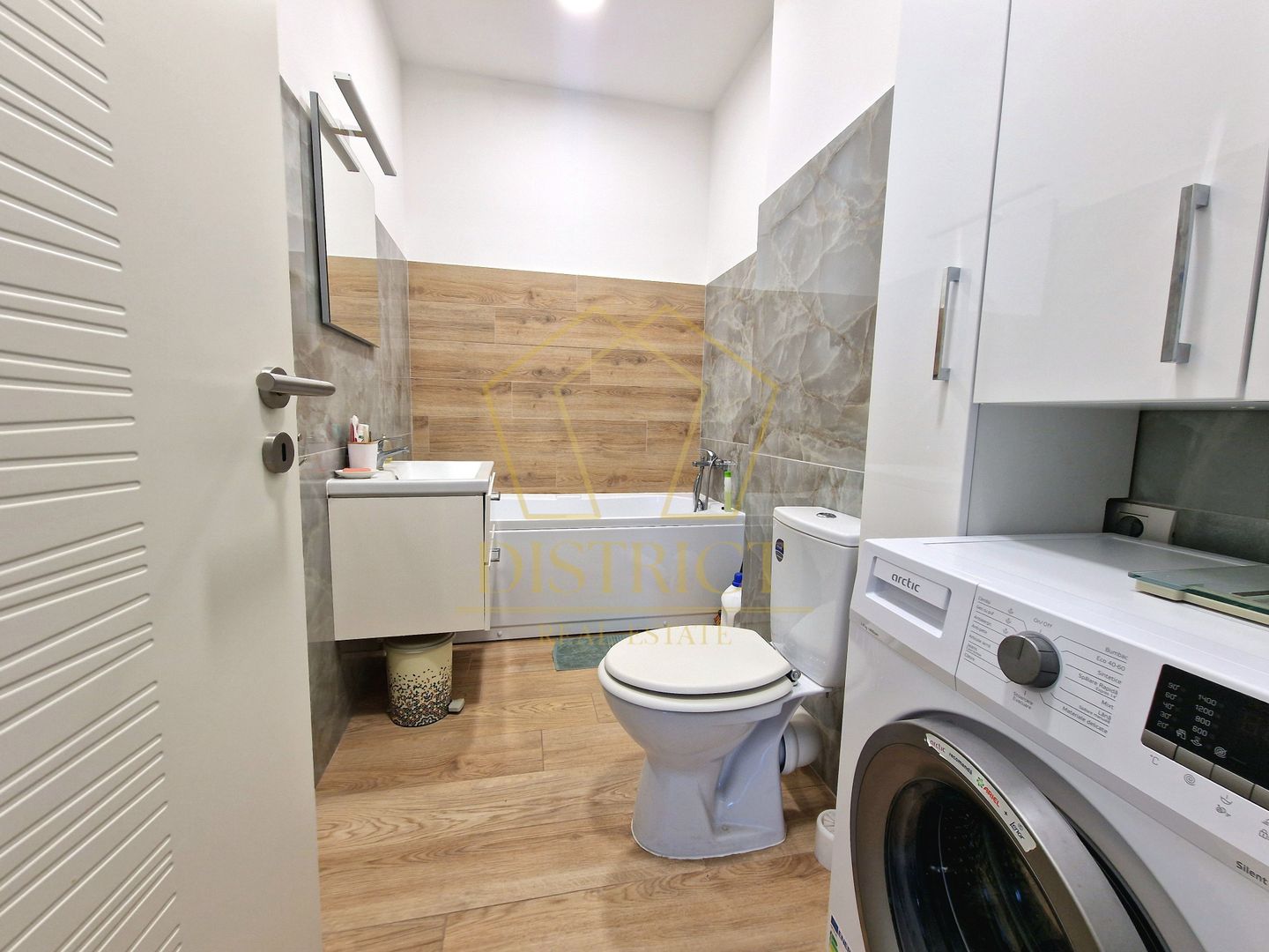 Apartament superb cu 3 camere | Calea Urseni | Zone 2 - Poză 12