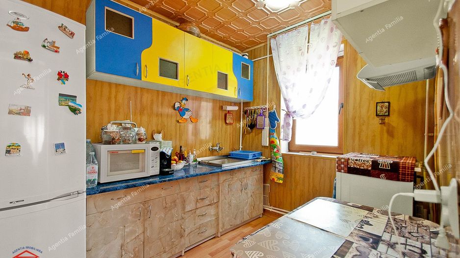 52500 Euro negociabil, trei camere renovat, mobilat si utilat, Micro 2 - Poză 8