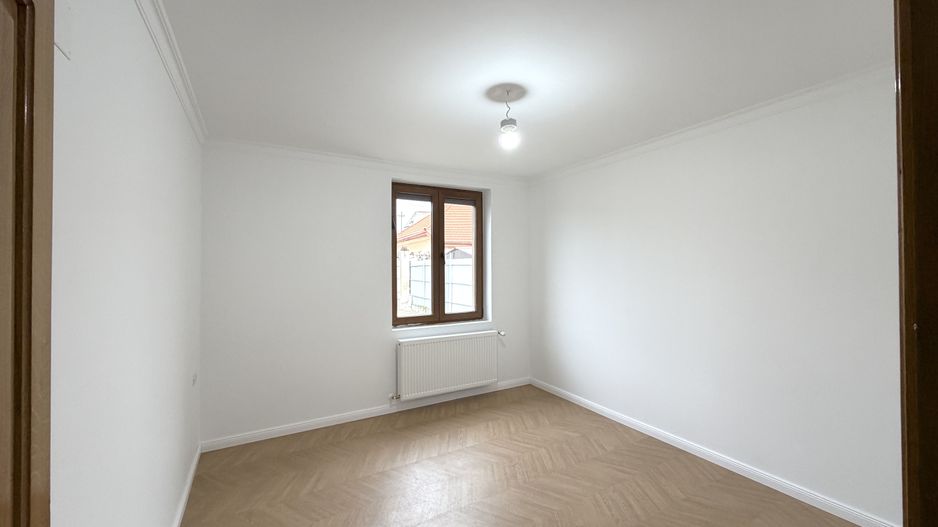 Apartament 3 in Vila Mediteraneana zona centrala - Poză 3