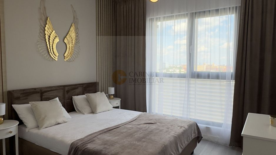 2 camere decomandat | Mobilat și utilat lux | Vedere panoramica - Poză 15