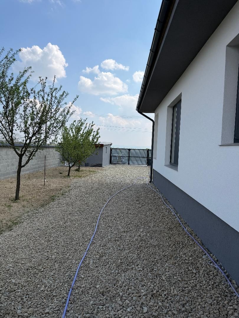 Casa noua in localitatea Carandeni - Poză 15
