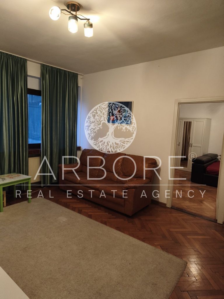 Apartament 3 camere Unirii, centrala proprie - Poză 6