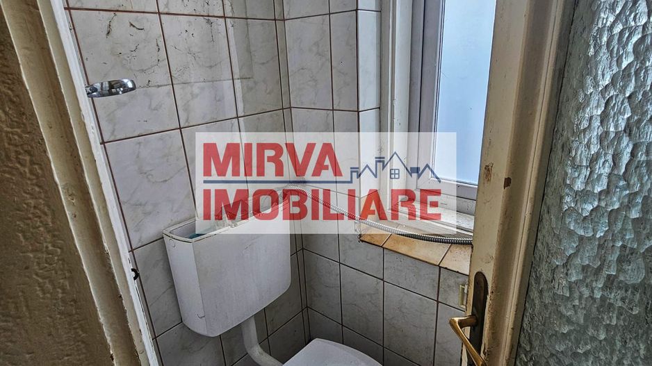 Casă cu arhitectură interbelică, 5 camere, teren 409 mp – Central - Poză 39