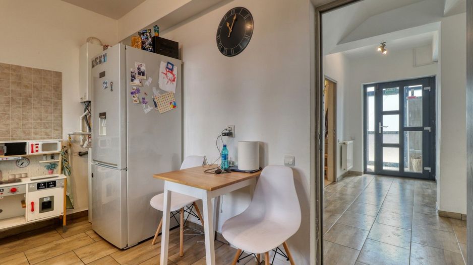 Tunari- Vilă individuală -4 camere si gradina- - Poză 26