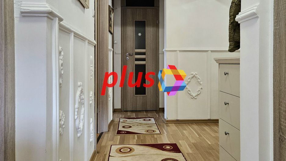 Apartament cu patru camere, zona Calea Bucuresti - Judetean 100 MP - Poză 5