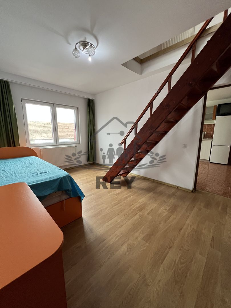 Apartament 3 camere nedecomandat ,bucătărie separată, Stefan cel Mare - Poză 5