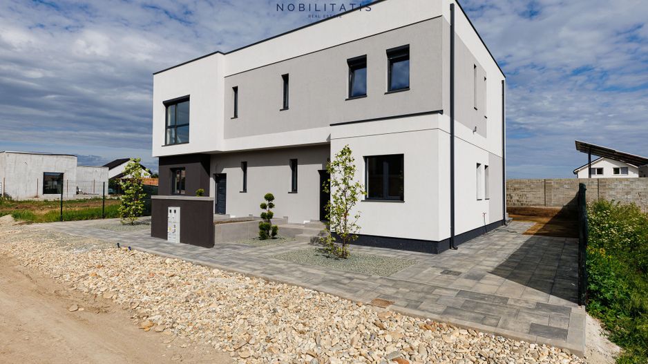 Oferta vanduta Duplex de vanzare la liziera padurii - 130 mp, 4 bai&4 dormitoare - Poză 41