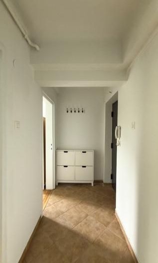 Apartament 3 camere, parter, 46mp + curte 30mp, in apropiere de Mega Mall - Poză 3