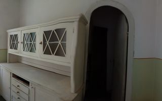 Casă solidă în Orșova, S+P+E, 220 mp, teren 284 mp - Poză 6
