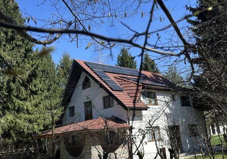 Casa individuala 275 mp utili cu teren 1000 mp in Porumbacu de Sus - Poză 1