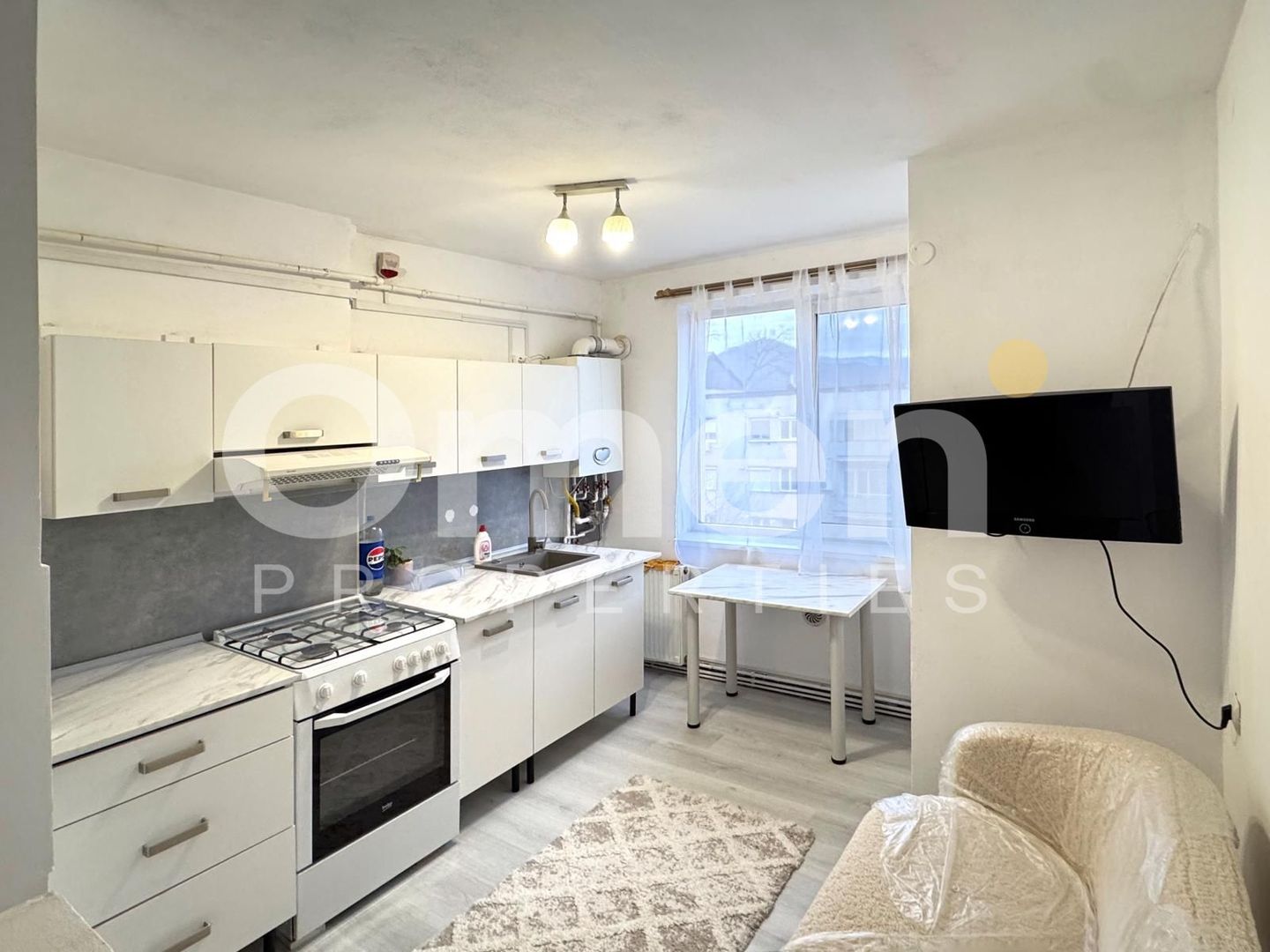 Apartament 2 camere de închiriat | zona Bizo | recent renovat | etaj 4 | - Poză 1