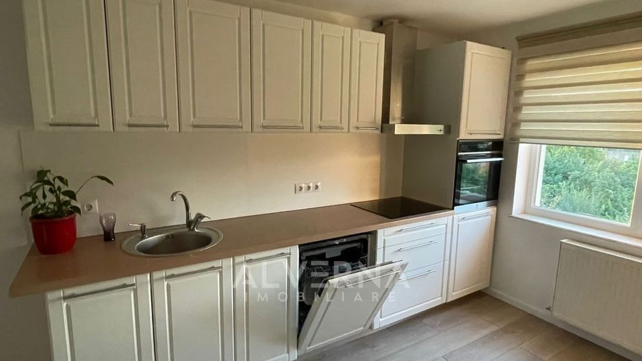 Apartament 3 camere la casa | 100mp | curte comuna | cartier Gruia - Poză 1