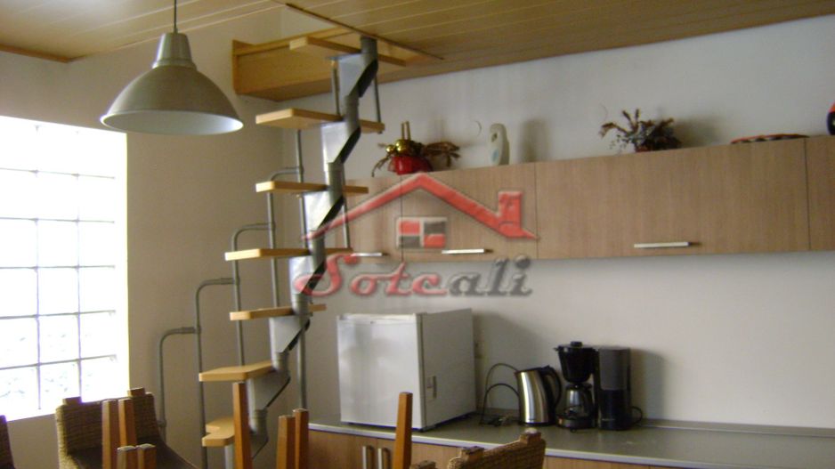 Casă / Vilă cu 7 camere de vânzare în Cornu - Poză 4