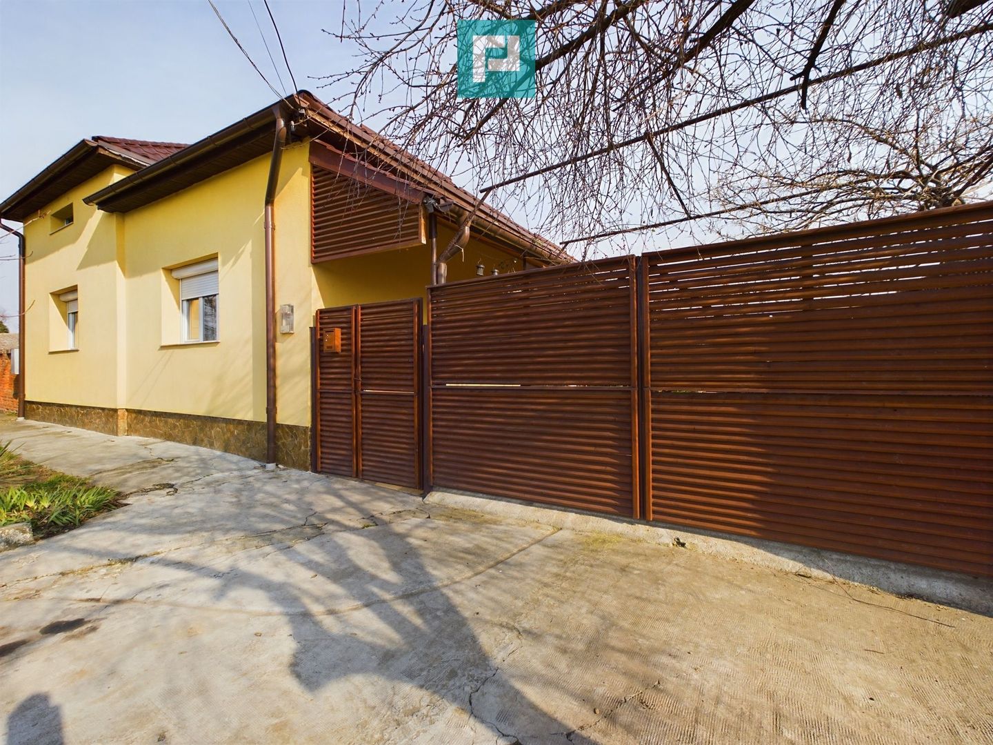 Casă 5 camere, Curtici - Poză 1