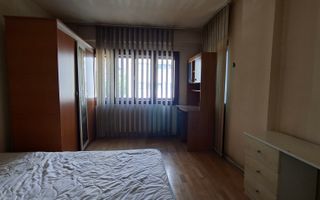 Apartament cu 3 camere - zona semicentrala - Poză 18