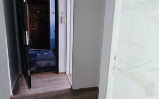 Sagului – Piața Doina | 2 Camere | Etaj 3 | Renovat Recent | Aproape de Tot - Poză 2