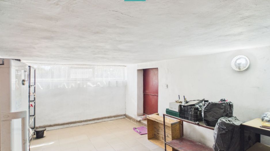 Casă retrasă Pișchia – 4 camere, teren 920 mp - Poză 42