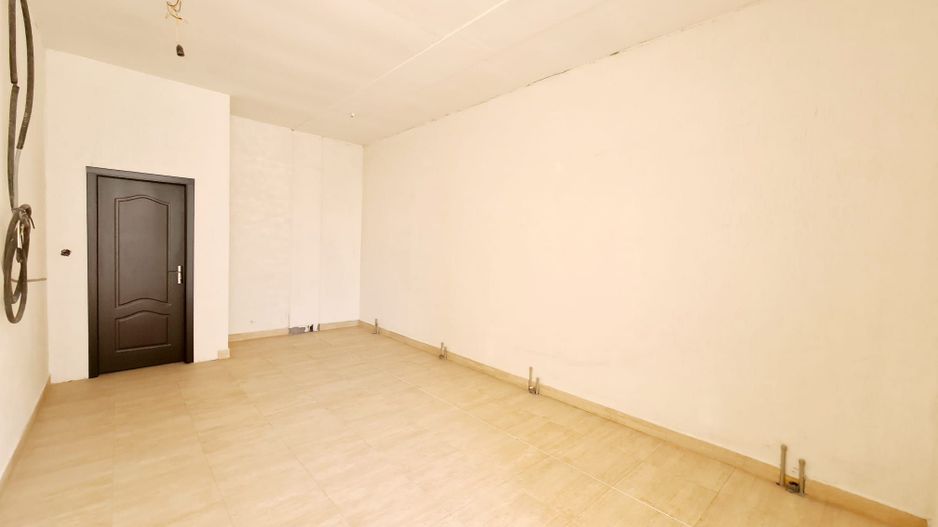 Spatiu de vanzare - Poză 5