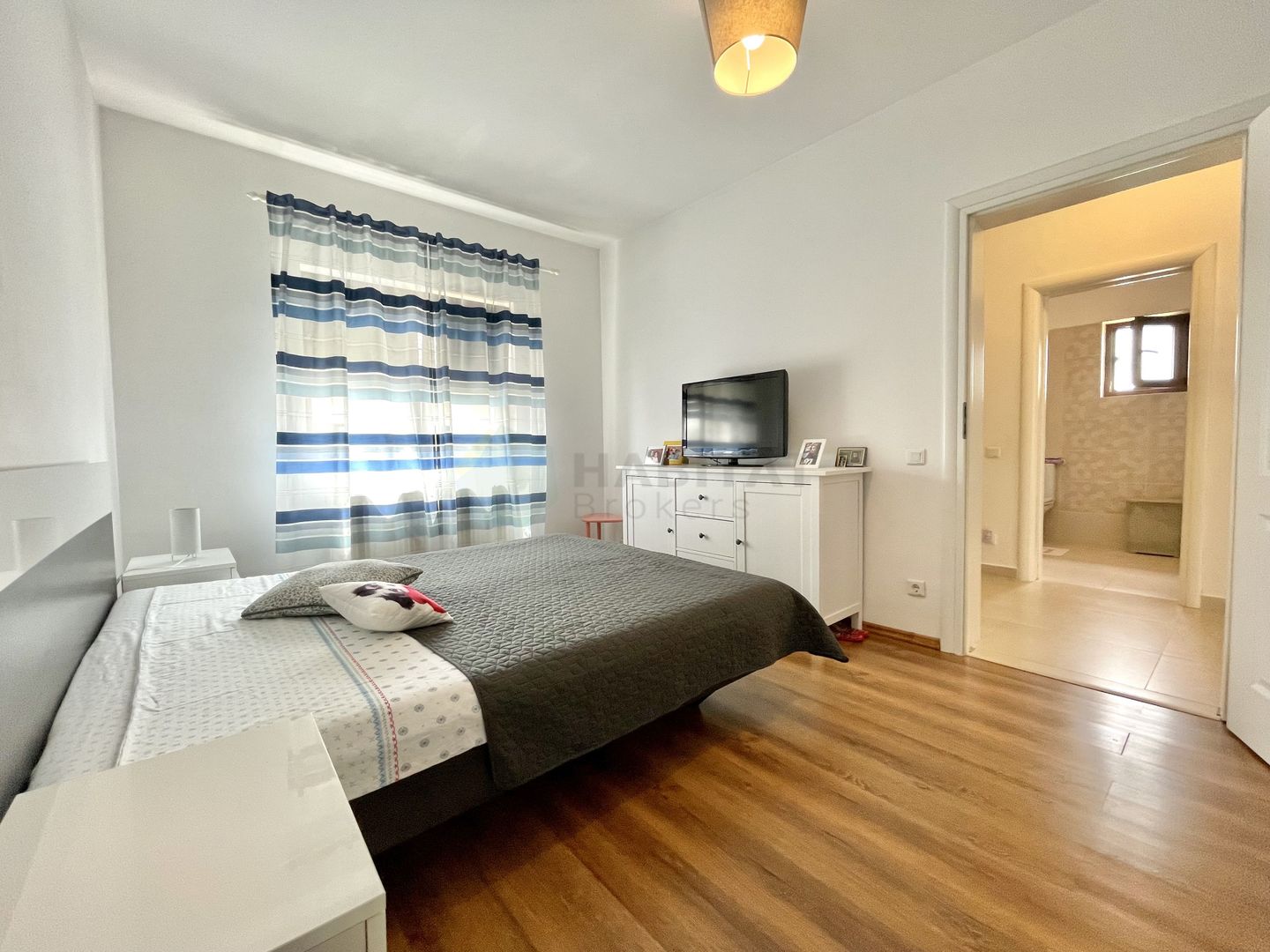 Casa 2 camere in Complex Rezidential Tunari | Lacul Pasarea - Poză 3