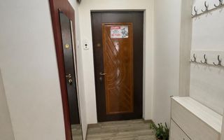 Apartament cu 3 camere de vanzare, zona Cetate - Poză 6