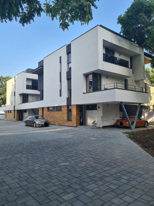 Inchiriere spatiu pentru denumite activitati zona Tineretului - Poză 2