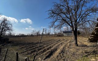 Casa locuibila la 39 km de Iasi, in Hermeziu, racordata la apa - Poză 9