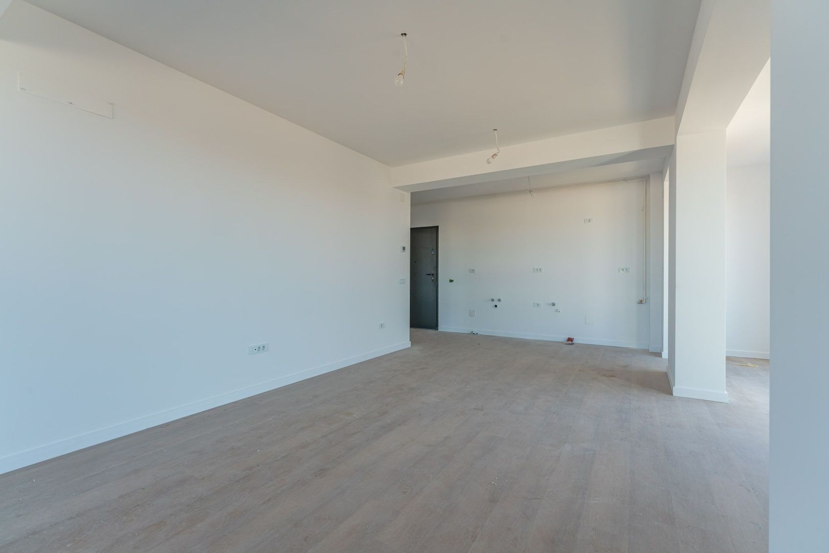 Apartament modern cu 2 camere și balcon generos | Zona Bartolomeu - Poză 5